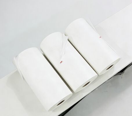 Yüksek yırtılma direnciyle 1 inç veya 3 inç çekirdek boyutu ve 400m / min'e kadar laminatör hızı ile kitap laminatör filmi