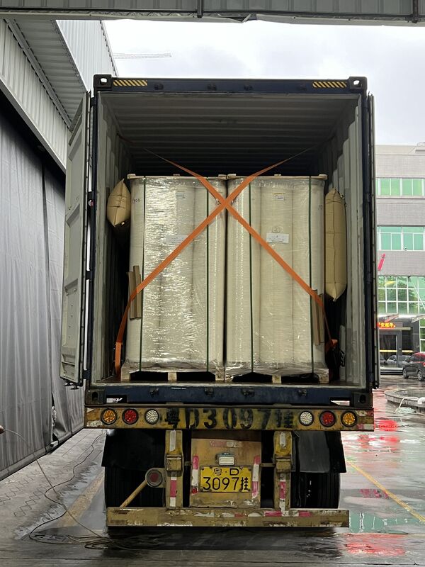 Customizable Per Roll PET Thermal Lamination Film with EVA Layer and Up To 1650 Mm Width for Digital Printing