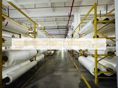 Termal Laminasyon Makinesi İçin Uygun PET Termal Laminasyon Filmi Sıcaklık Dayanımı 130 Santigrat Dereceye Kadar ve 3 İnç veya Özel Kağıt Çekirdek